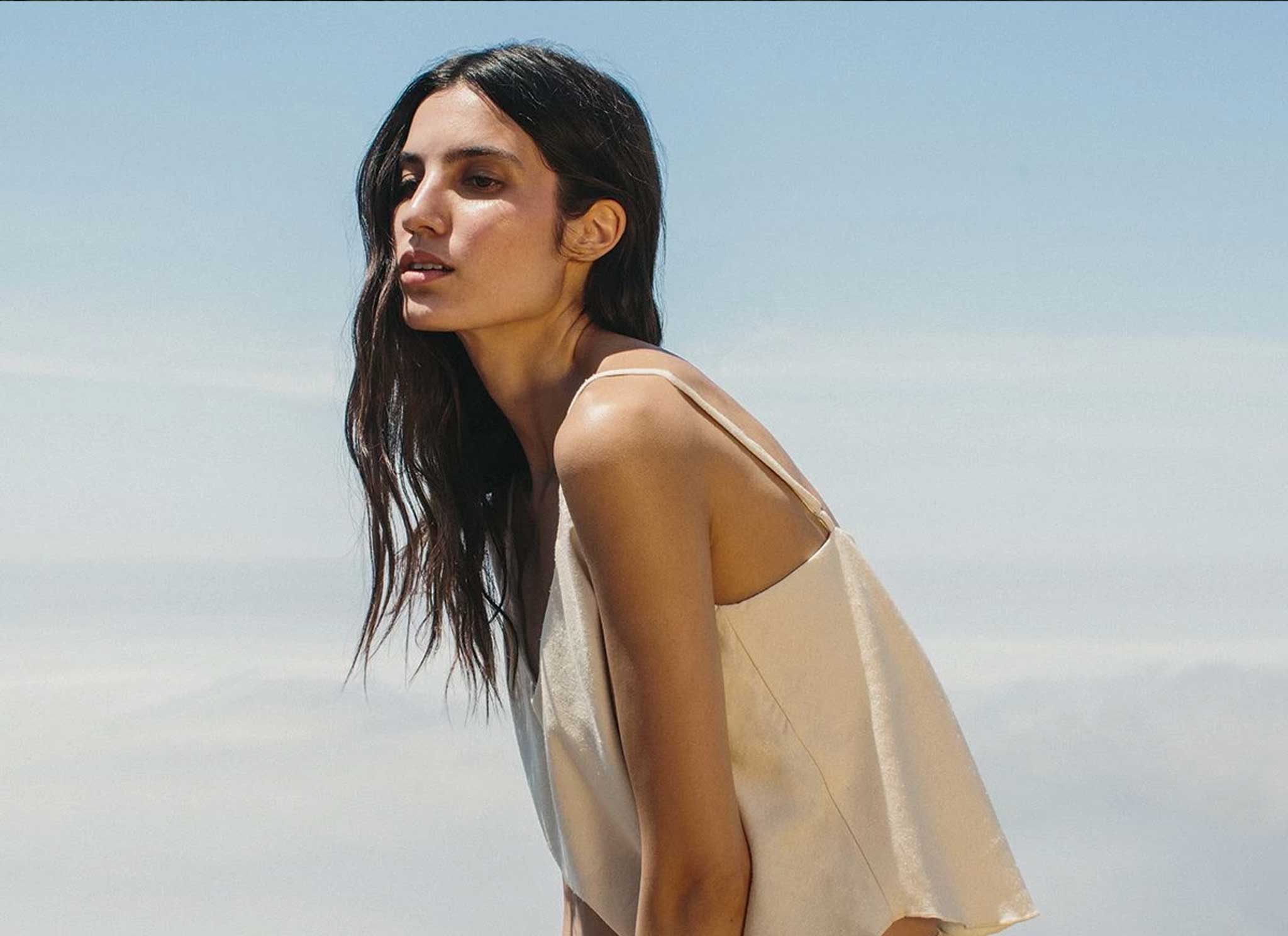 How To Air Dry Your Hair Tips From The Pros The Ritual